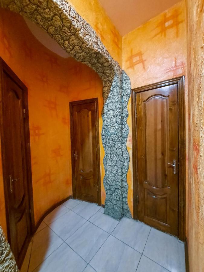 La Vitalie Guest House คีชีเนา ภายนอก รูปภาพ